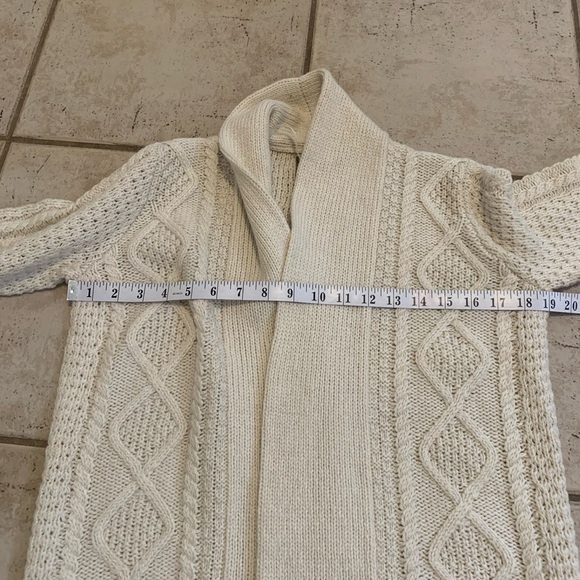 Canadiana Cream Cable Knit Shawl Collar Cardigan Sweater - Picture 5 of 8